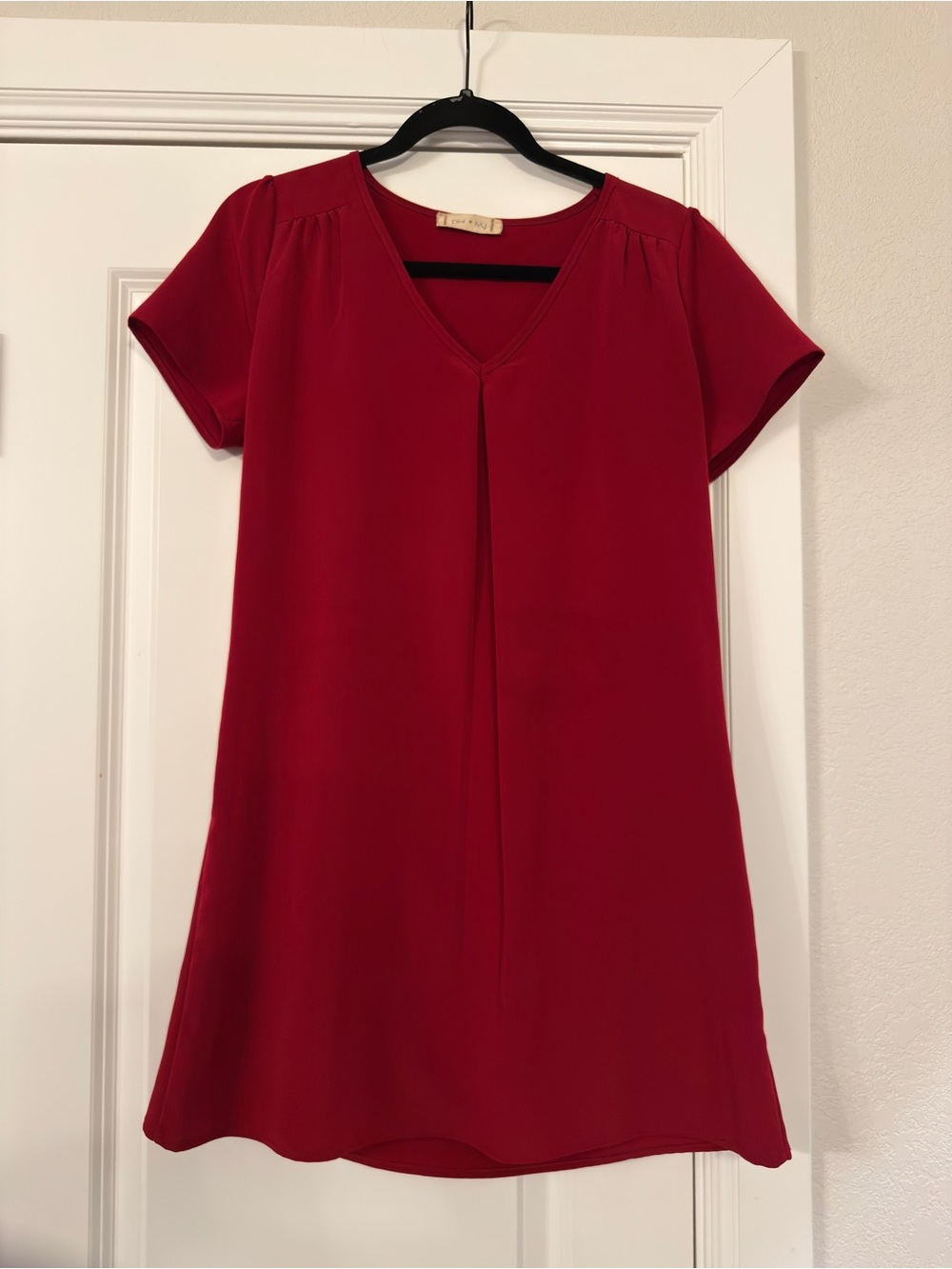 Pixi+Ivy Women's Red V-Neck
